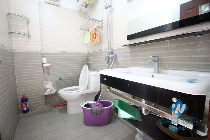 6 floor house for rent in Trung Kinh, Ha Noi